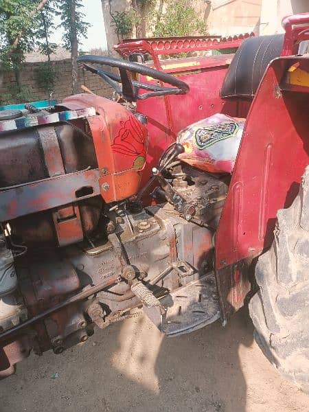 tractor for sale 2004 model full genuine condition 03179864908 contact 2
