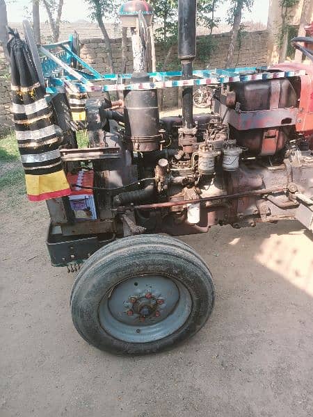 tractor for sale 2004 model full genuine condition 03179864908 contact 4