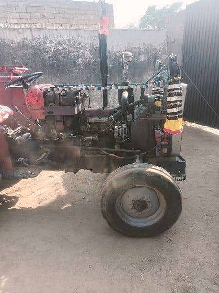 tractor for sale 2004 model full genuine condition 03179864908 contact 7
