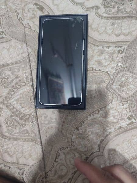 Samsung Galaxy S22 - Used 3