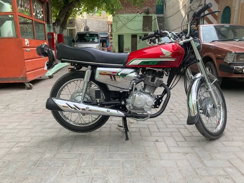 Honda cg 125 special edition 3