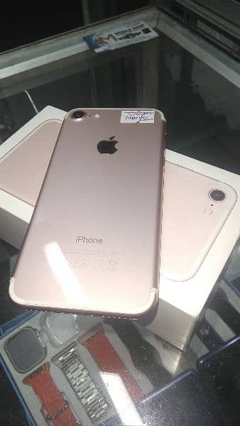 Iphone 7 with box 2