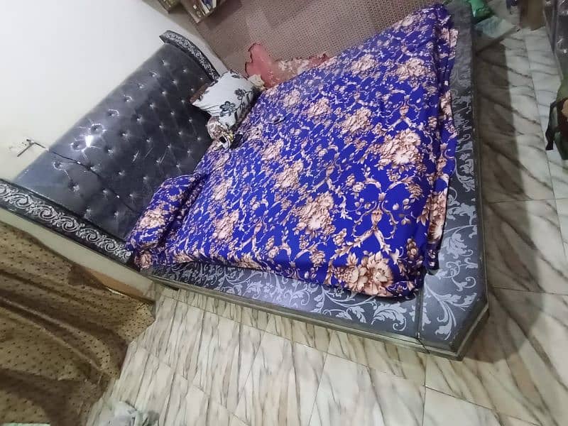 selling my king size bed with side tables without mattress 1
