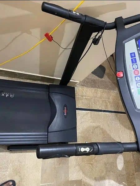 treadmill exercise machine running trade mil cycle spinbike Islamabad 3