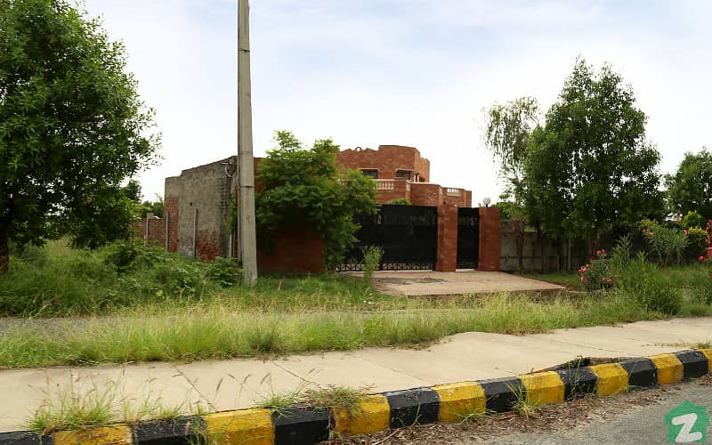 One Kanal Residential Plot For Sale In Nishat Block Chinar Bagh 3