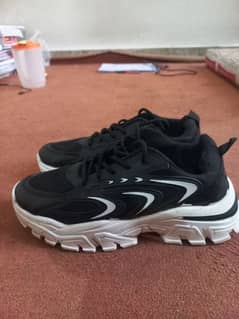 new shoes for sale WhatsApp 03158646155