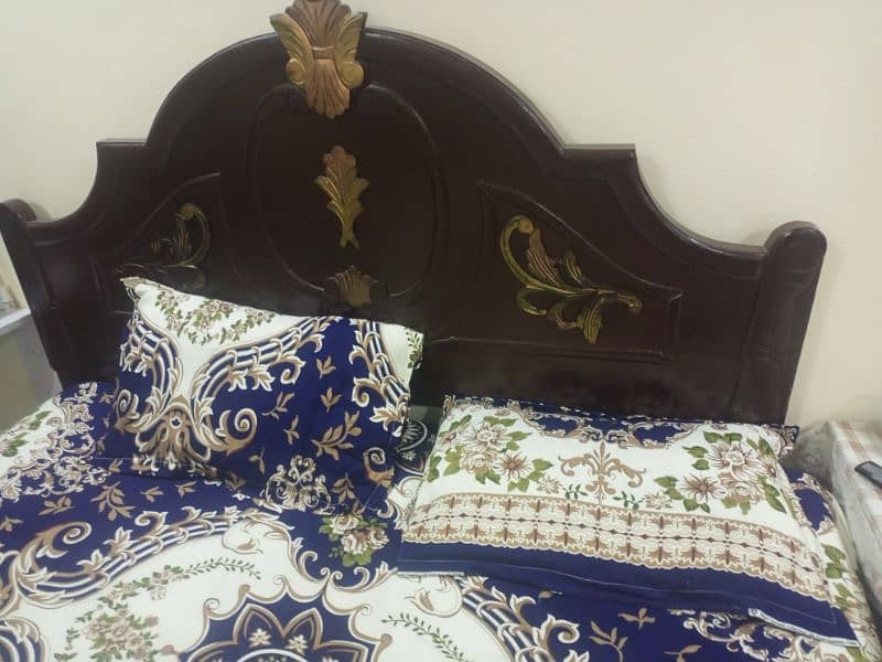 Wooden bed, Good condition 0