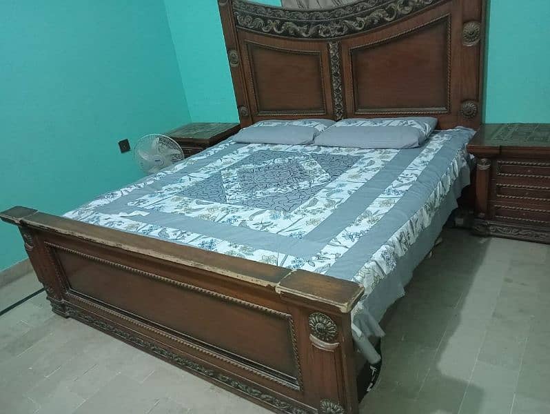 king size bed with out matress side tables dressing 0