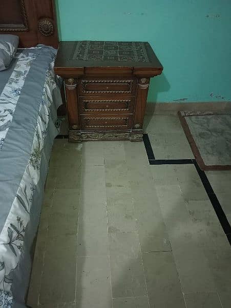 king size bed with out matress side tables dressing 2