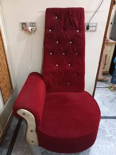 well condition sofa and wardrobe pairs 1