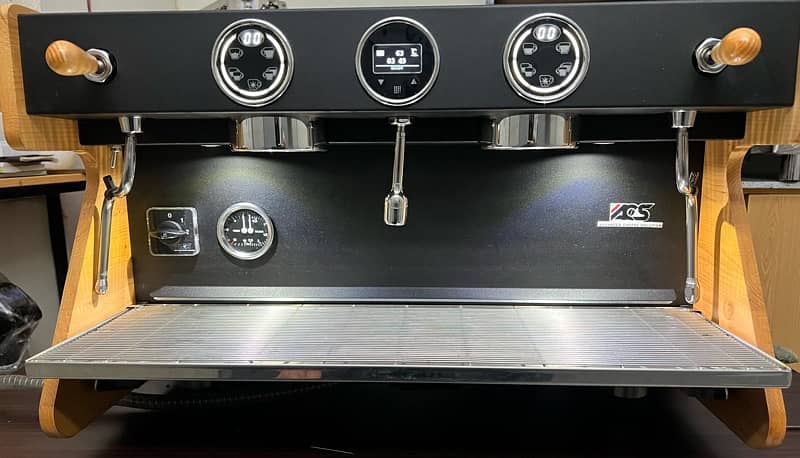 coffee Machines, Grinders & Coffee Gadgets 16