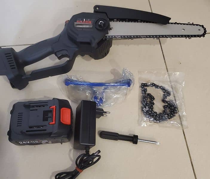 Garden Chain Saw Cordless with 1 battery 2