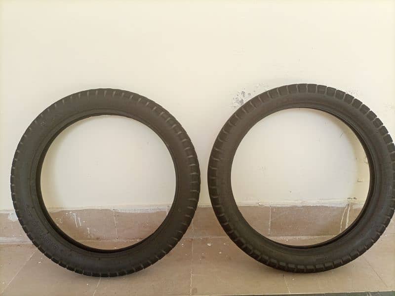 Panthers (Trekker) Tyres for YBR-G [Front & Rear] + Tubes
+ Tube Cover 3