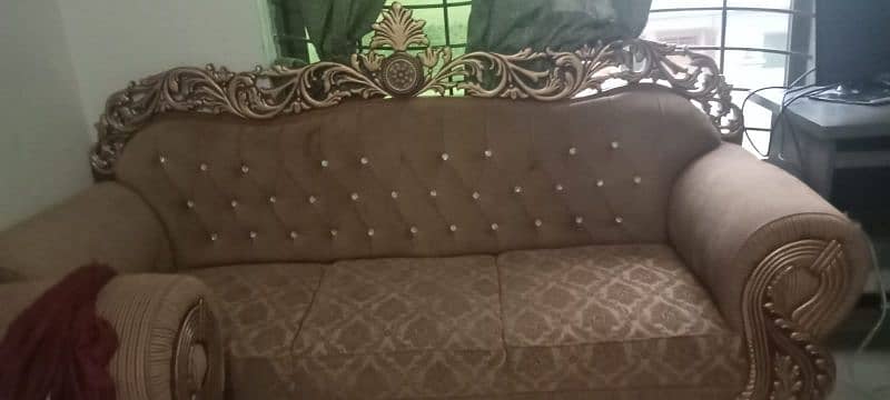 Sofa Set in Good Condition 2