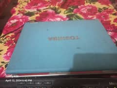 Laptop Toshiba  Condition 10 by 7