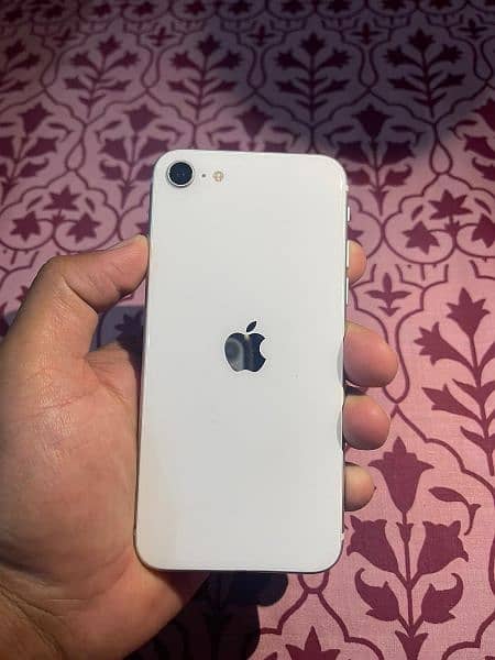 Iphone SE 2020 128 Gb Official PTA Approved 0