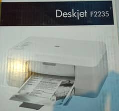 HP Deskjet F2235 Printer