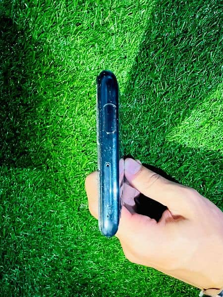 Huawei Y9 prime 2019(Green) for sale. 3