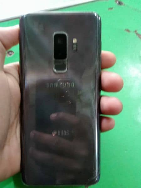 Samsung S9plus Edge 4