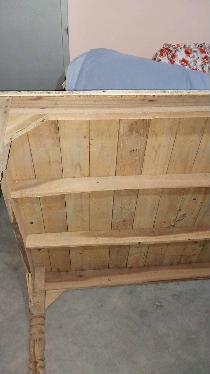 03112593685 Wood Takht Wood bed in Good condition 0