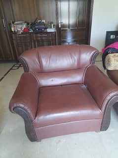 5 seat Sofa set in good condition perfect for living room 0