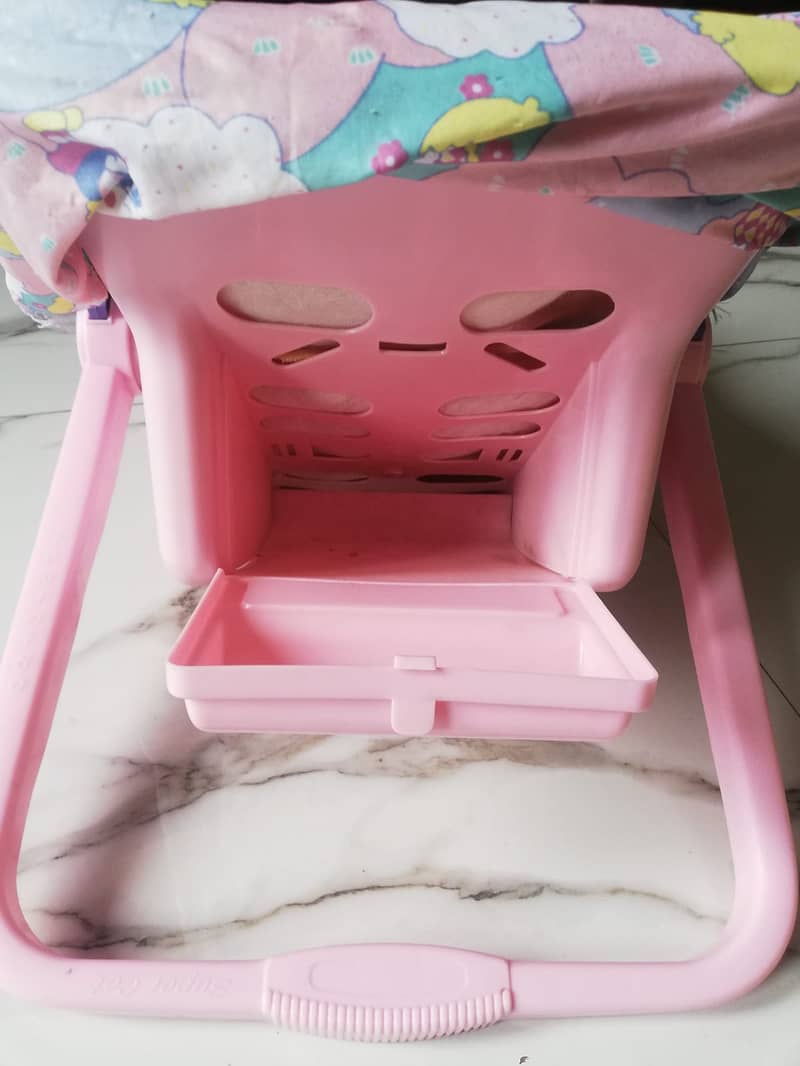 Baby Carry Cot 4