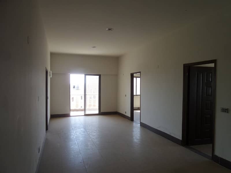 Three Bed Appartment With Darwing Rooms Available For Sale in Defence Residency DHA 2 Islamabad. 12