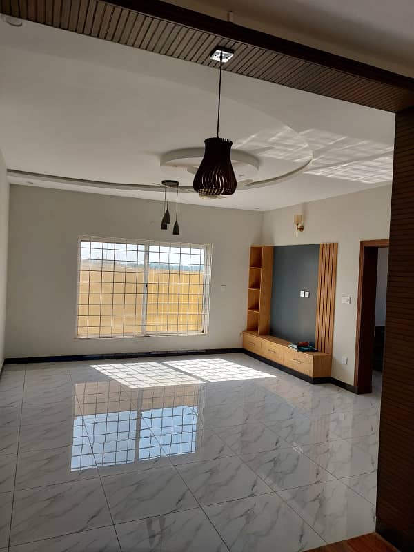 10 marla house available for rent in phase 3 bahria town rawalpindi 9
