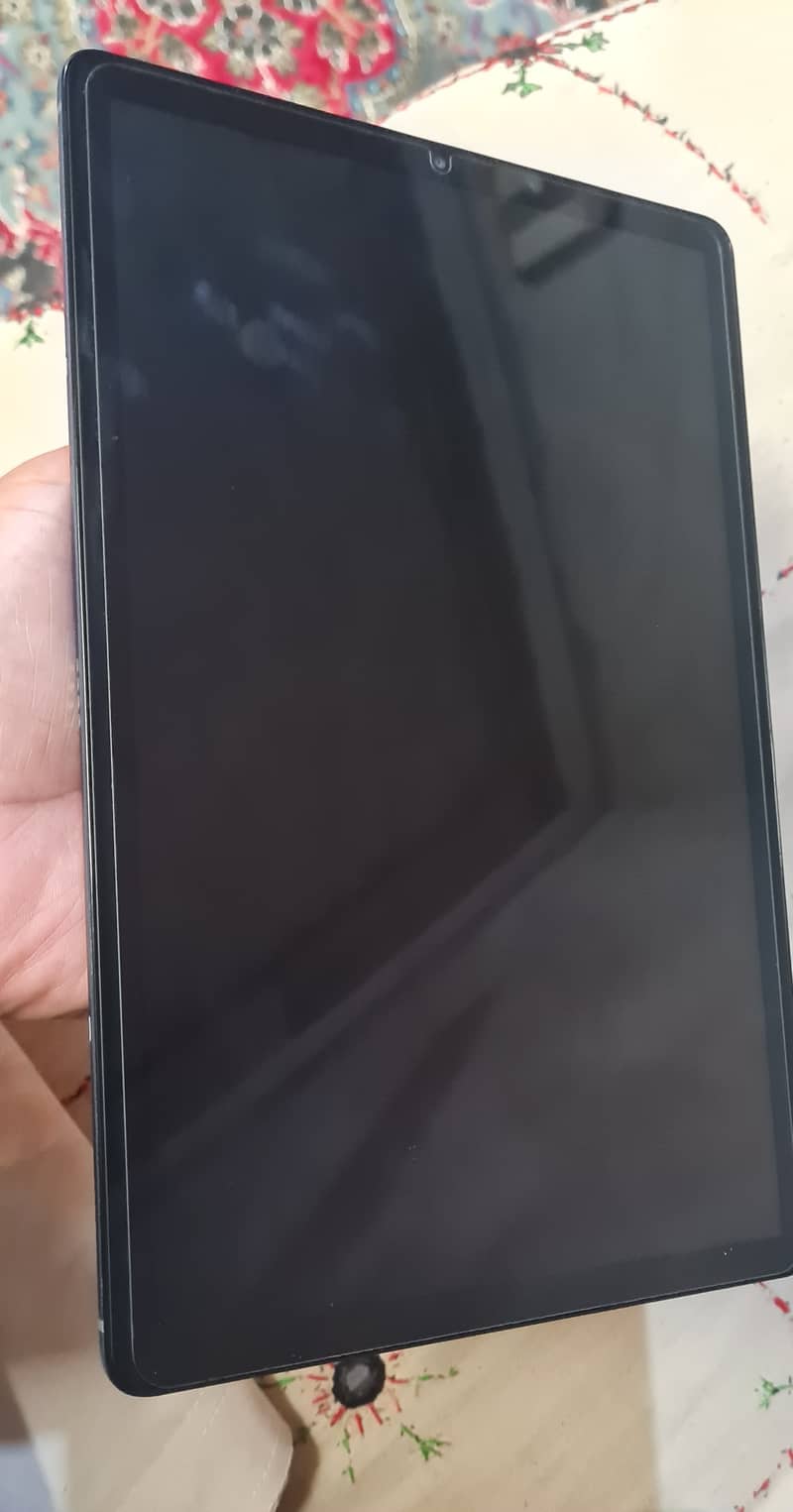 Samsung flagship tab S5e. . 10 by 10 condition 4
