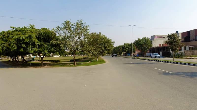 Facing Park 5 Marla Residential Plot For Sale In Sector M8 Block B2 Lake City Lahore 4