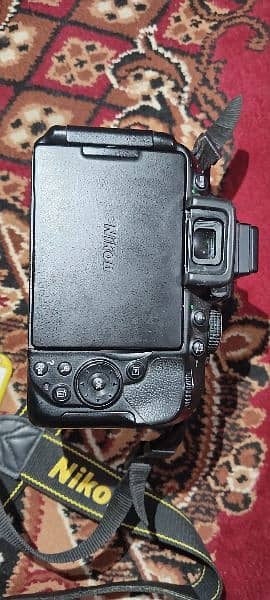 DSLR Nikon D5300 2
