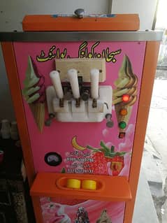 Cone ice cream machine