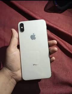 I phone xs 64gb 10/10 condition water sild alll oky set