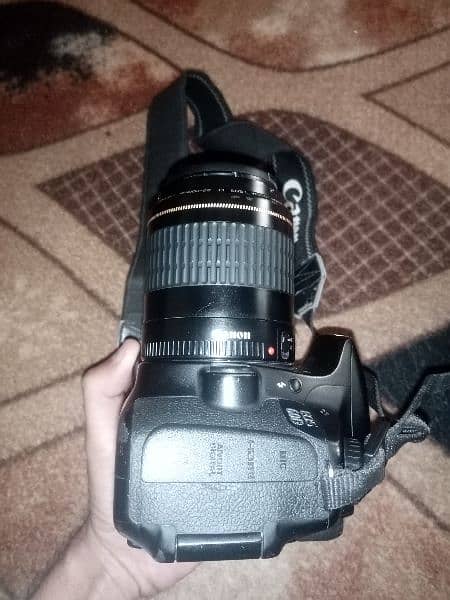 Canon D60 camera condition 8/10 with 80-200  one hand use 2