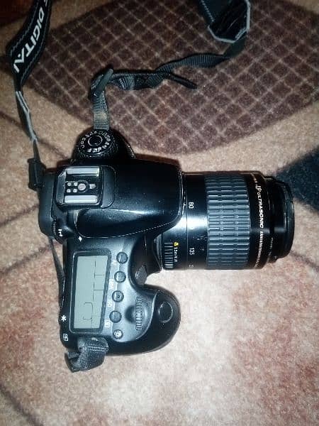 Canon D60 camera condition 8/10 with 80-200  one hand use 4