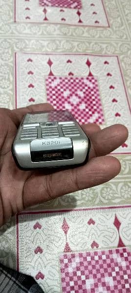Sony Ericsson K320i 0