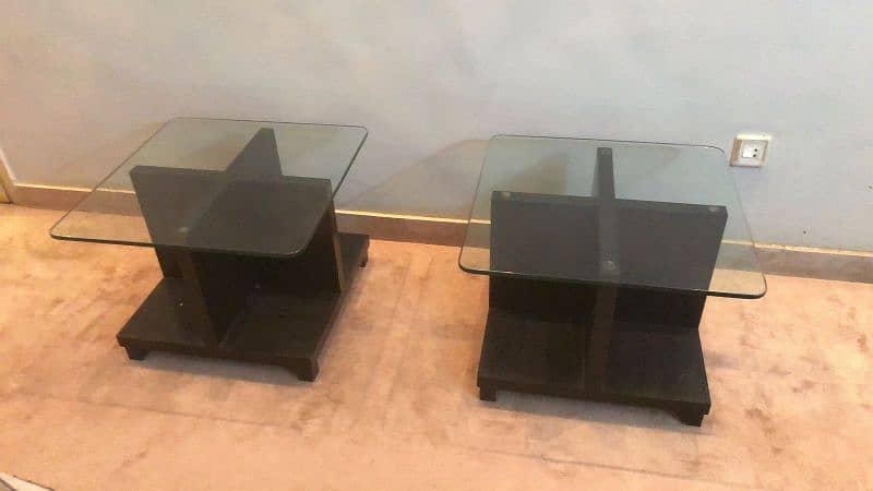 good in condition wid good quality glass 1 center table & 2 side table 1