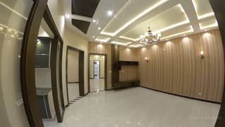 8 MARLA UPPER PORTION EXCELLENT NEW CONDITION GOOD HOUSE FOR RENT IN UMAR BLOCK BAHRIA TOWN LAHORE