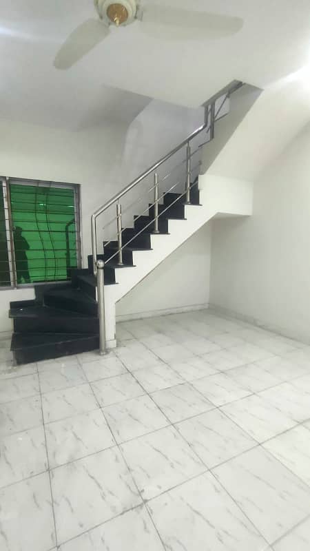 10 MARLA EXCELLENT LIKE A NEW CONDITION GOOD FULL HOUSE FOR RENT IN TULIP BLOCK BAHRIA TOWN LAHORE 28