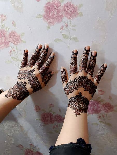 Mehndi / مہندی / Henna Artist / Bridal Mehndi 16