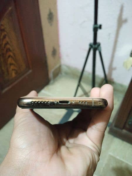 i phone XS Non PTA Factory unlock 64GB 10 by 10 condition 7