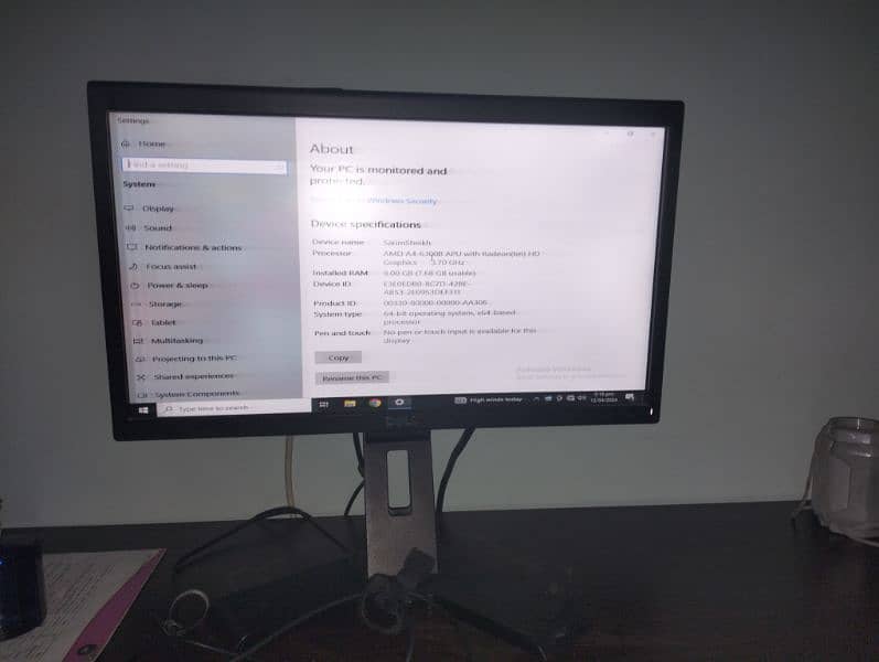 Lenovo PC/dell monitor 2