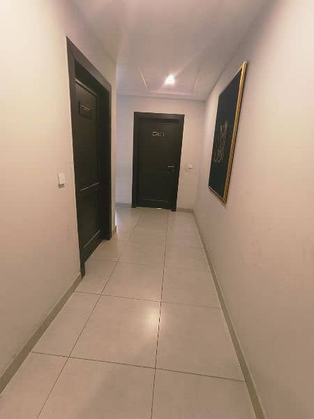 B-17 PER DAY fully furnished flat available for rent 15