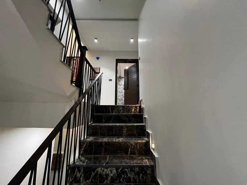 10 Marla House In Stunning Citi Housing Society Is Available For Sale 10