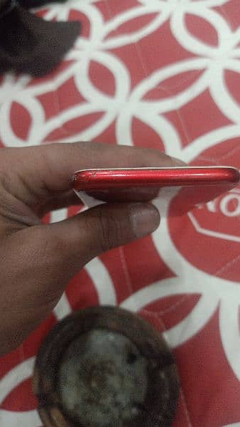 iPhone 7 256gb Red edition 1