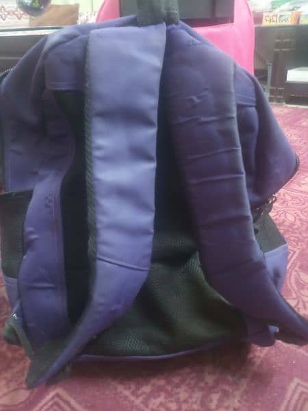 use school bags ful size 2 available for sale 2