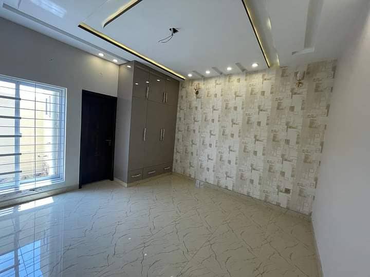 8 Marla Luxury House Available For Rent In Umar Block Bahria Town Lahore 8