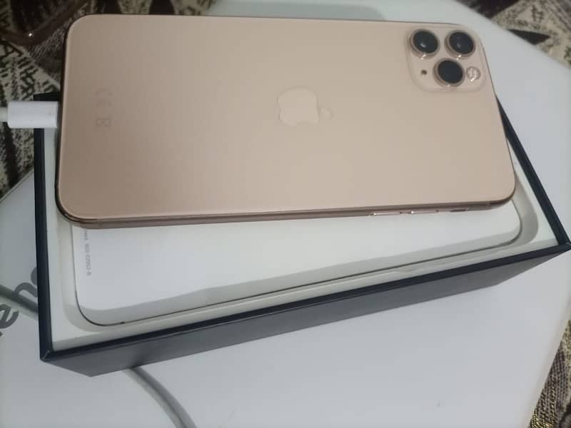 iPhone 11 Pro Max dual sim pta approved 5