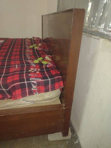 Bed with spring mattress 1