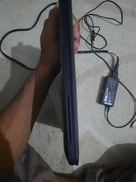 Dell Laptop with good condition 8